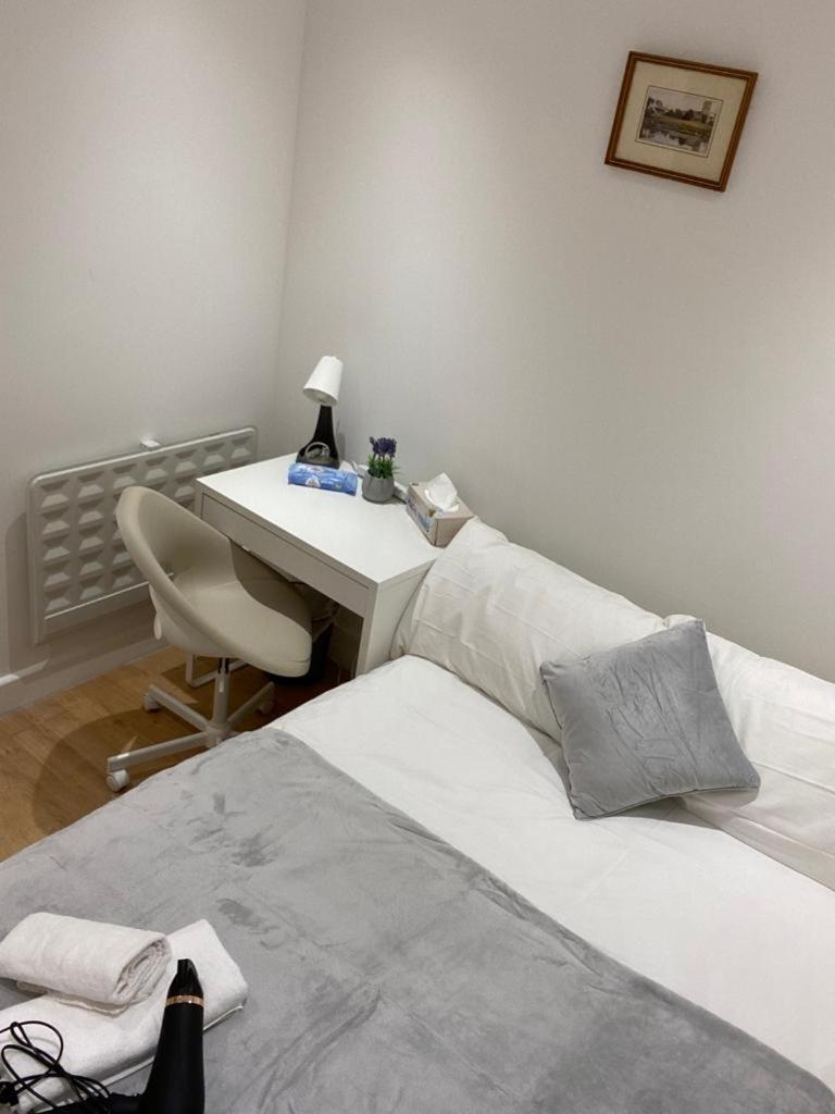 Cosy Private Rooms Near Euston Station, Central ロンドン エクステリア 写真