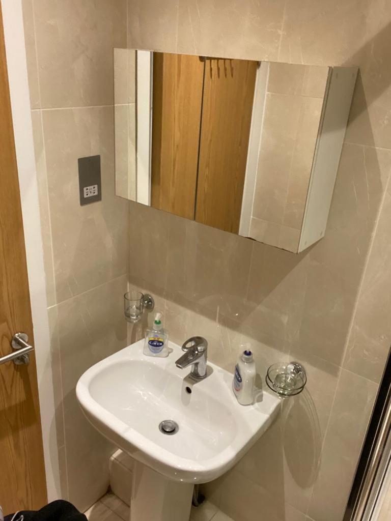 Cosy Private Rooms Near Euston Station, Central ロンドン エクステリア 写真