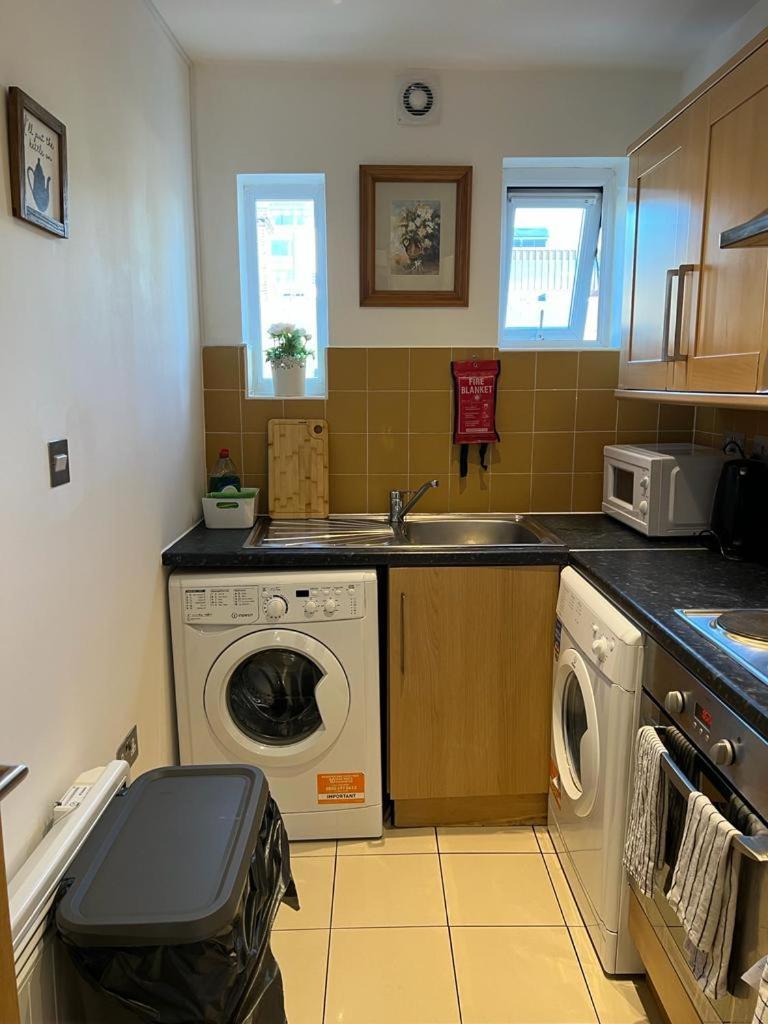 Cosy Private Rooms Near Euston Station, Central ロンドン エクステリア 写真
